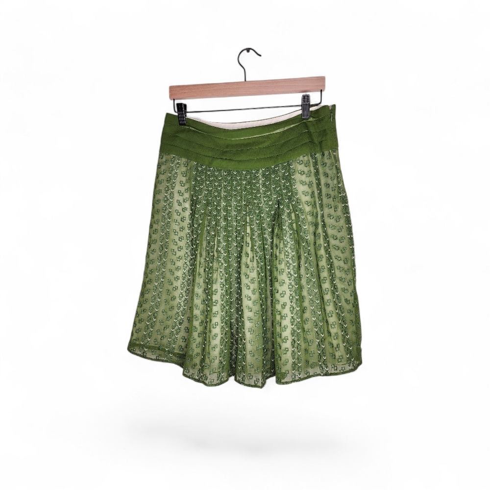 Tocca Pleated Silk Skirt in Green Size 6